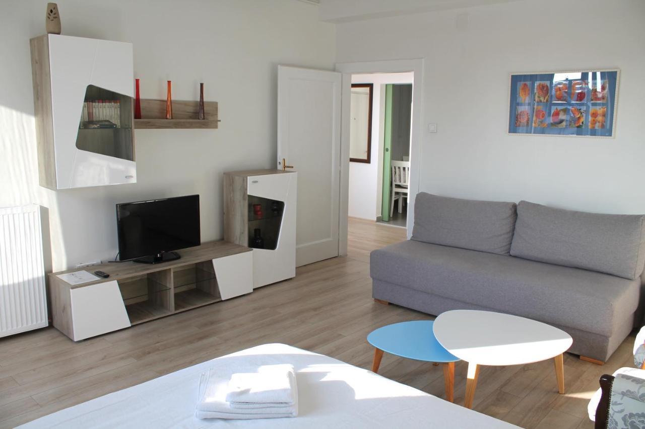 Rooftop Apartment Belgrado Esterno foto