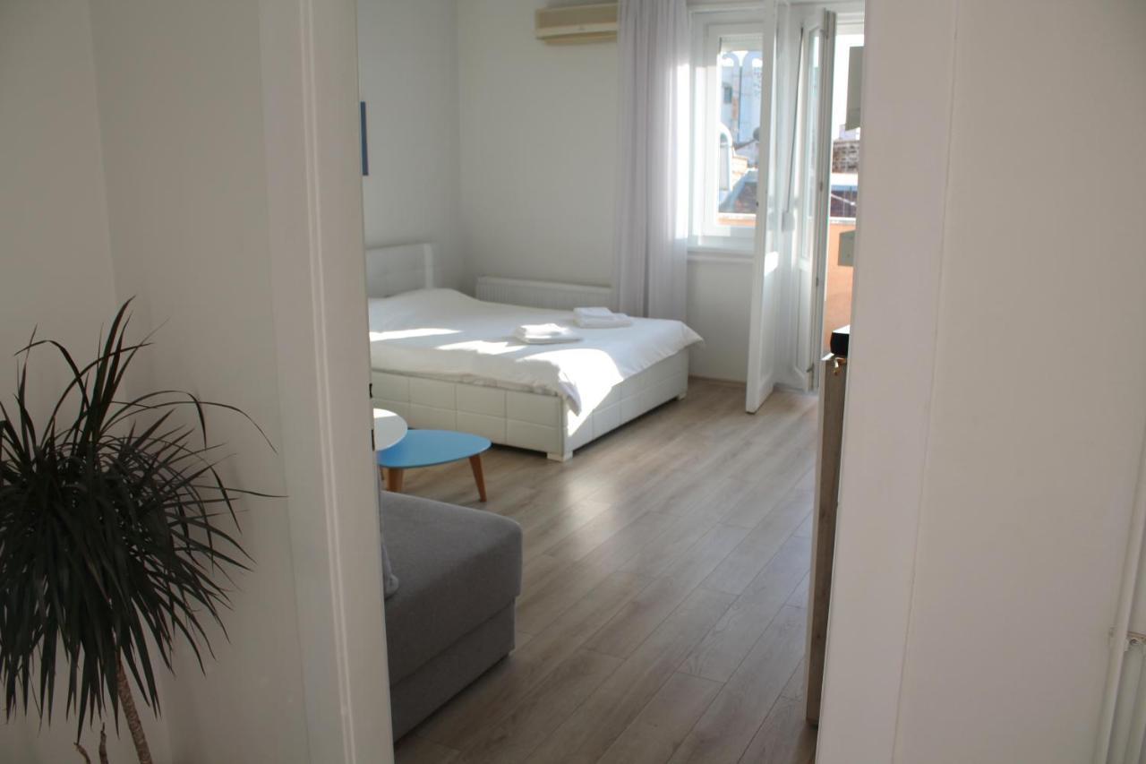 Rooftop Apartment Belgrado Esterno foto